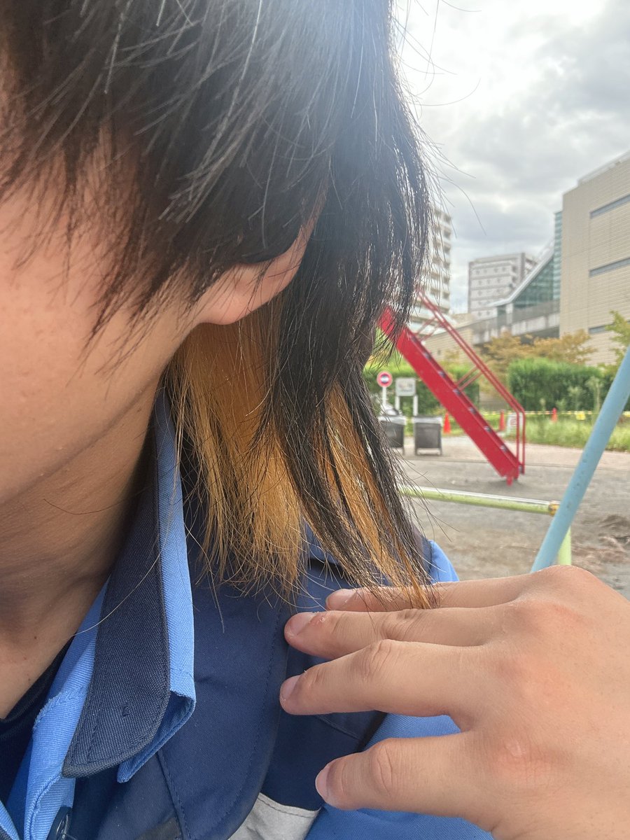 そういや
ブリーチしました

結構綺麗に抜けたなあってのと同時に
今までやってこなかったから
なんか慣れないwww