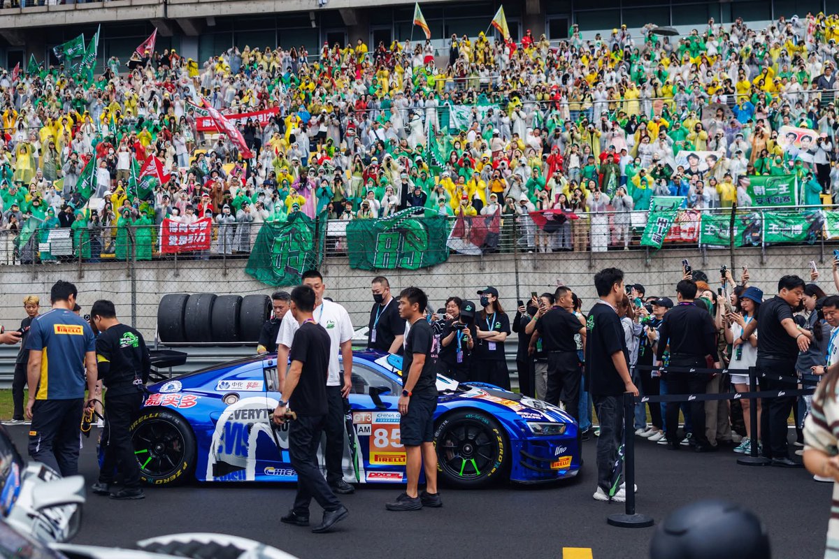 เจอรูปน้อนป๋อใน Audi Sport Asia เพจ

TEAM85 GEAR UP  
#YIBOxCGTCRace1FINALE #หวังอี้ป๋อ #YIBO85
