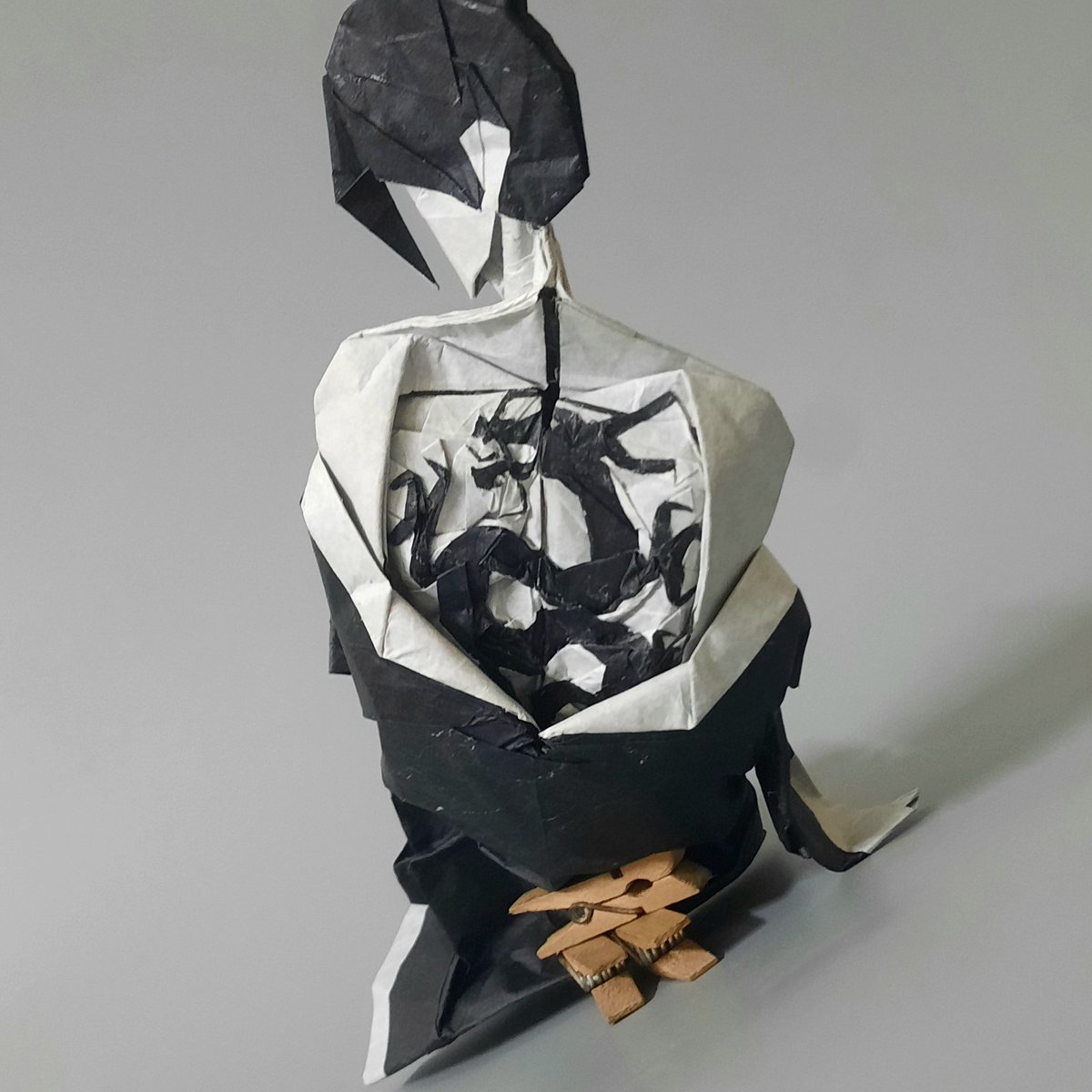 ldmmanh's tweet photo. Kokuryuu no Hime 
By me
#Origami #kimonoちゃん #traditionalart #RYUJIN #tatt https://t.co/JH5ulGxhnE