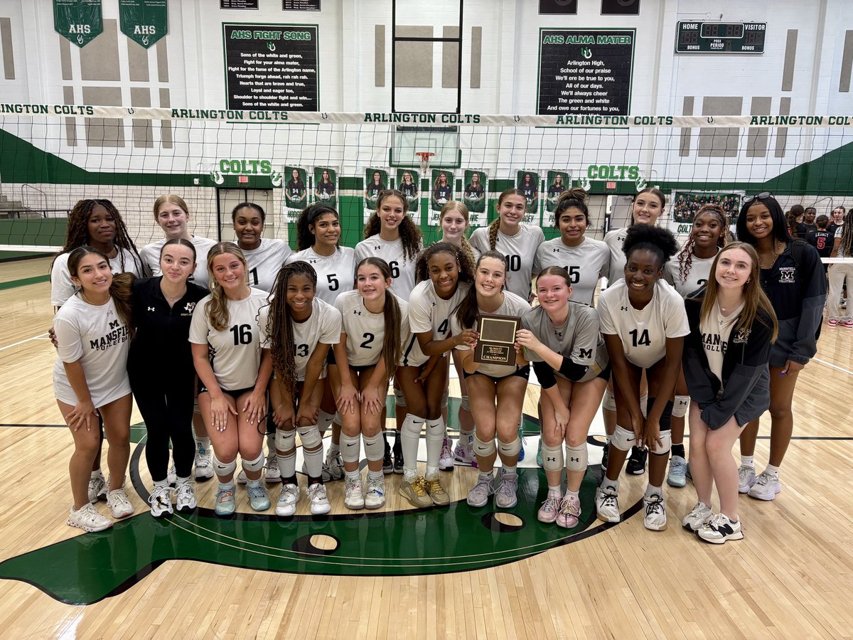 Mansfield_Vball's tweet photo. These teams are so talented & so much fun - sometimes we forget weโre at work & just enjoy watching. SOLID weekend for our sub-varsity crew - Arlington JV Tourney Champs (3-0), Ridge 9th B Frenzy Champs (4-0), & Ridge 9th A Frenzy 3rd (3-1)! #gladtheyreours #mhsvb2025 #highbar https://t.co/MvPWPCOmcD