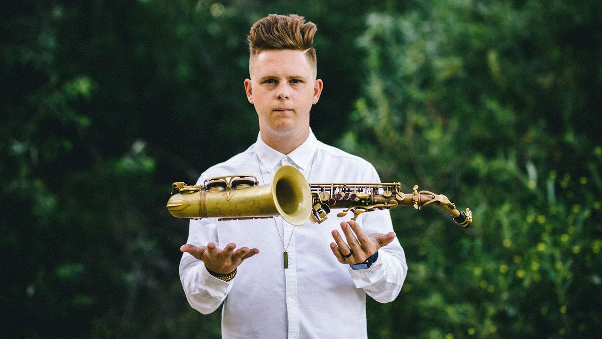 Alex Hahn is a Grammy Award-winning saxophonist, composer, and educator based in Southern California. Hahn recorded on Michael Bublé’s last three Grammy Award-nominated albums including the Grammy Award-winning Higher (2023).
#sjz #sjzbreakroom
sanjosejazz.org/tickets