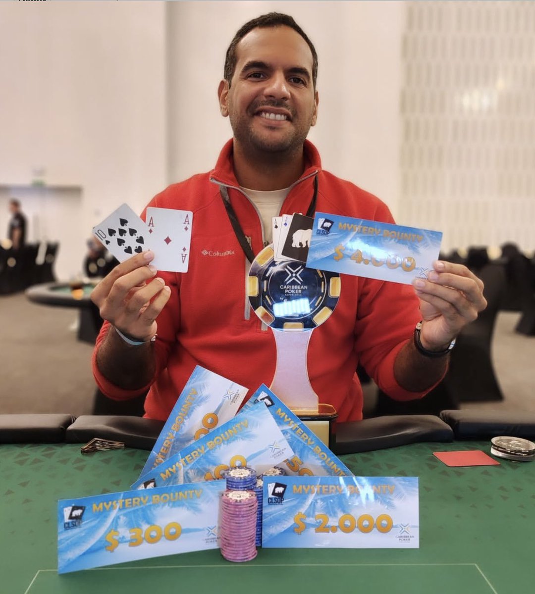 Gilbert Cruz 🇩🇴 se quedó con el trofeo 🏆 del Mystery Bounty y el primer premio de USD 3290, pero lo mejor vino en los ✉️, ya que obtuvo 5 de los 8, sumando premios por USD 8.400.