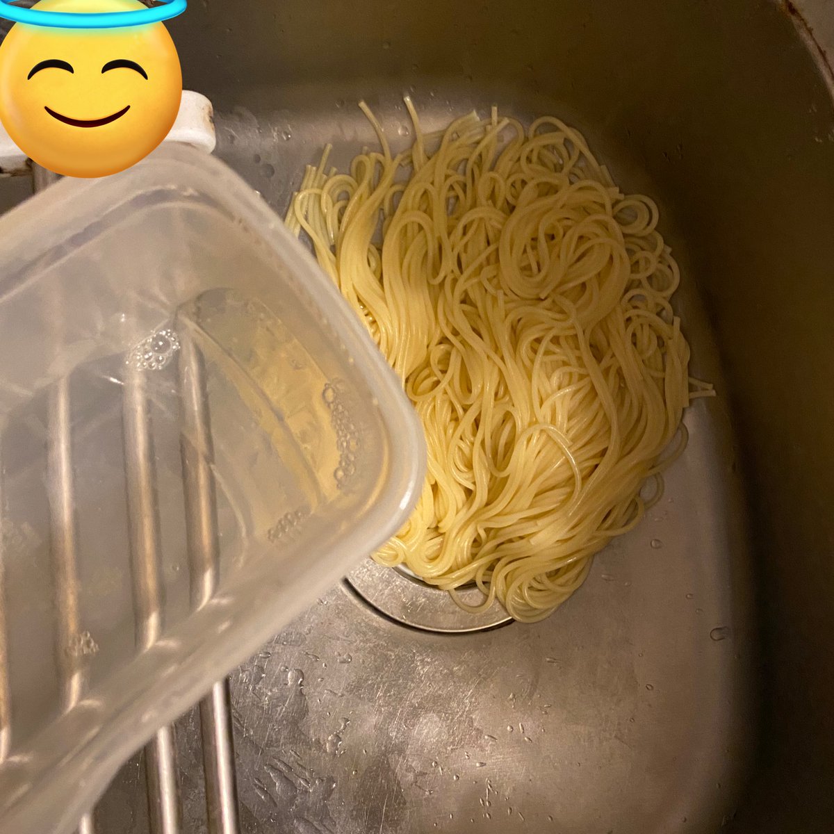 おおん…😭😭😭😭😭😭
わいのパスタ🍝湯切り失敗パスタ全滅😭😭😭😭😭😭