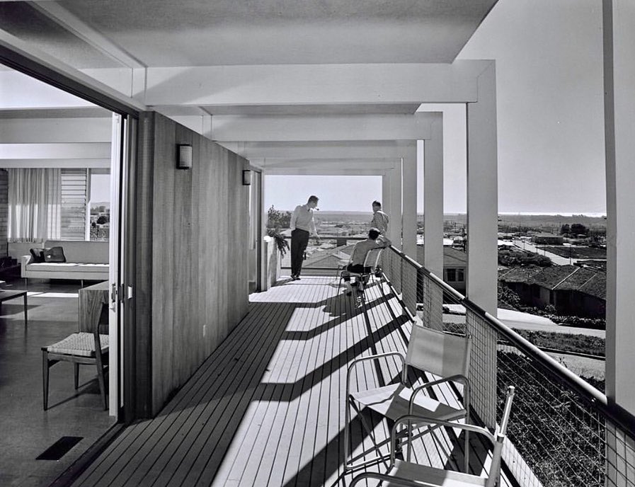 TRES60Blog's tweet photo. Casa Addison en Ventura, California. Proyecto de 1958 del arquitecto Carl Maston.
Fotos de Julius Shulman.
#AddisonHouse #CarlMaston #JuliusShulman #arquitecturamoderna https://t.co/KgG94YJjVy