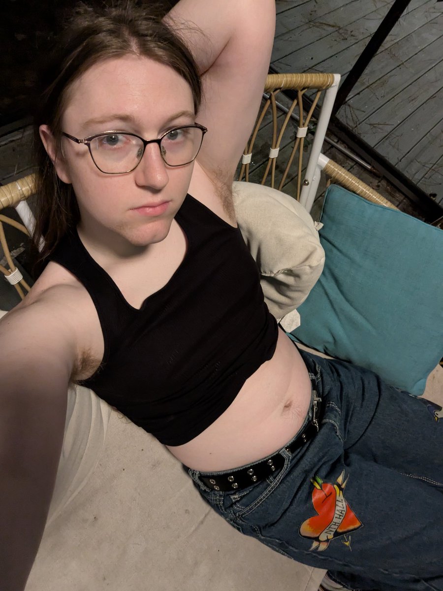 tummy and pits