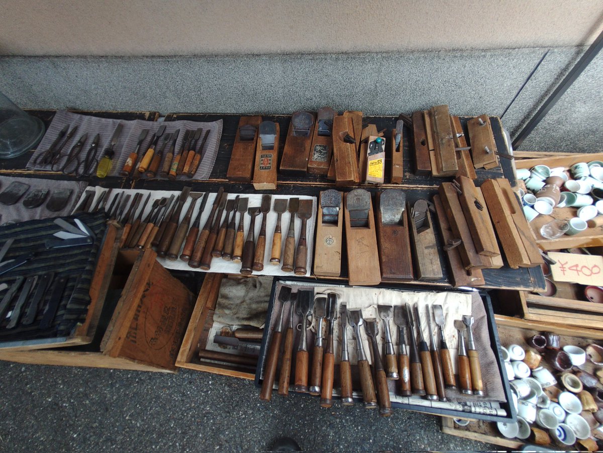 今日は弘法さん。
雨が☂️降ってきたので退散🏃‍♀️