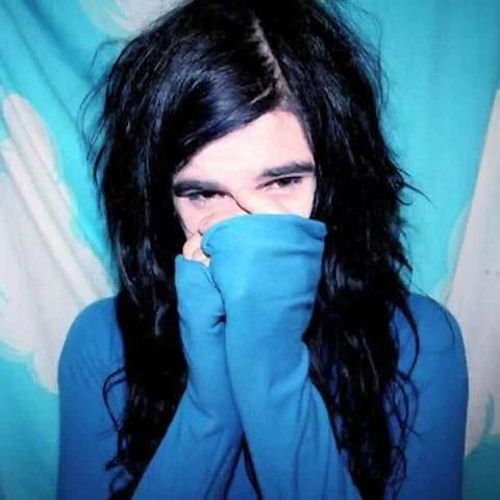 muttcel's tweet image. me trying to impress bjork trade