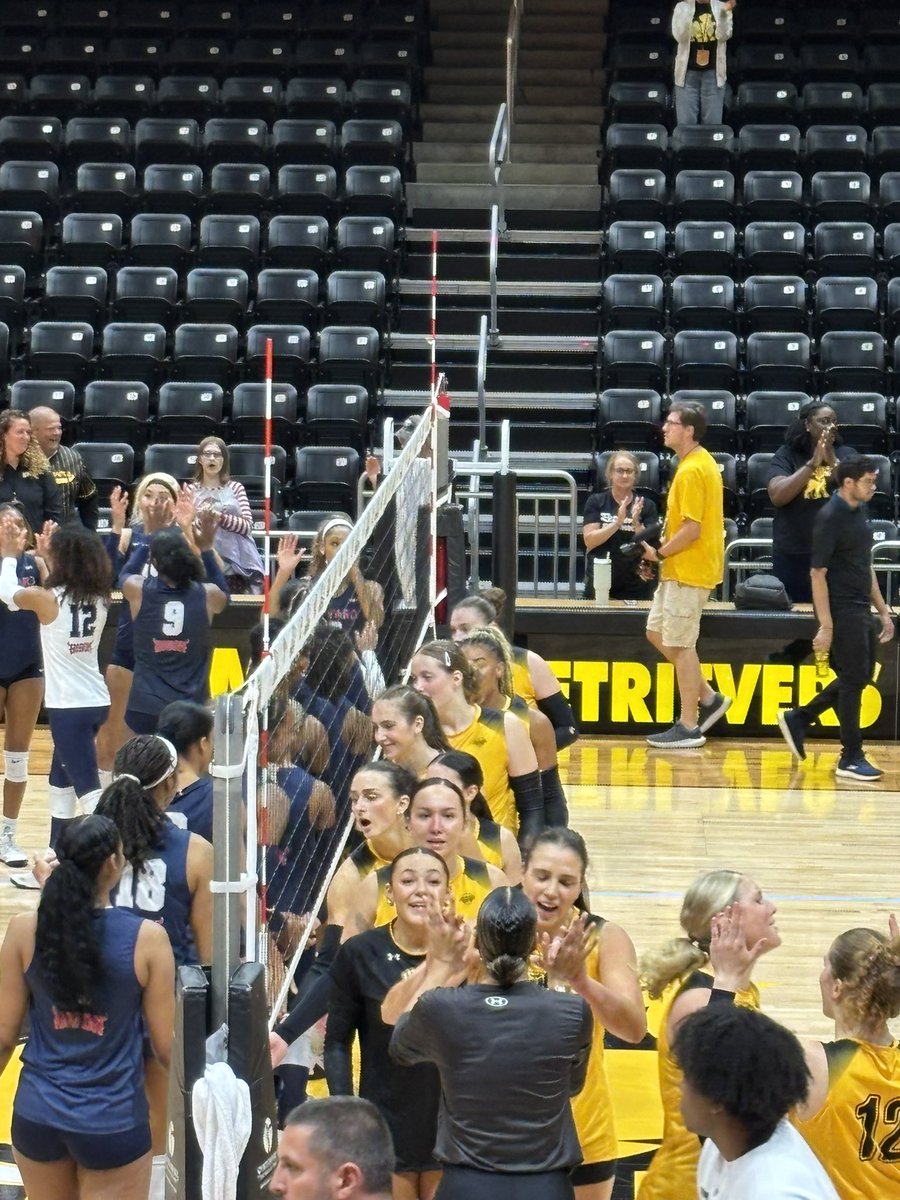 Rockets Volleyball tweet media