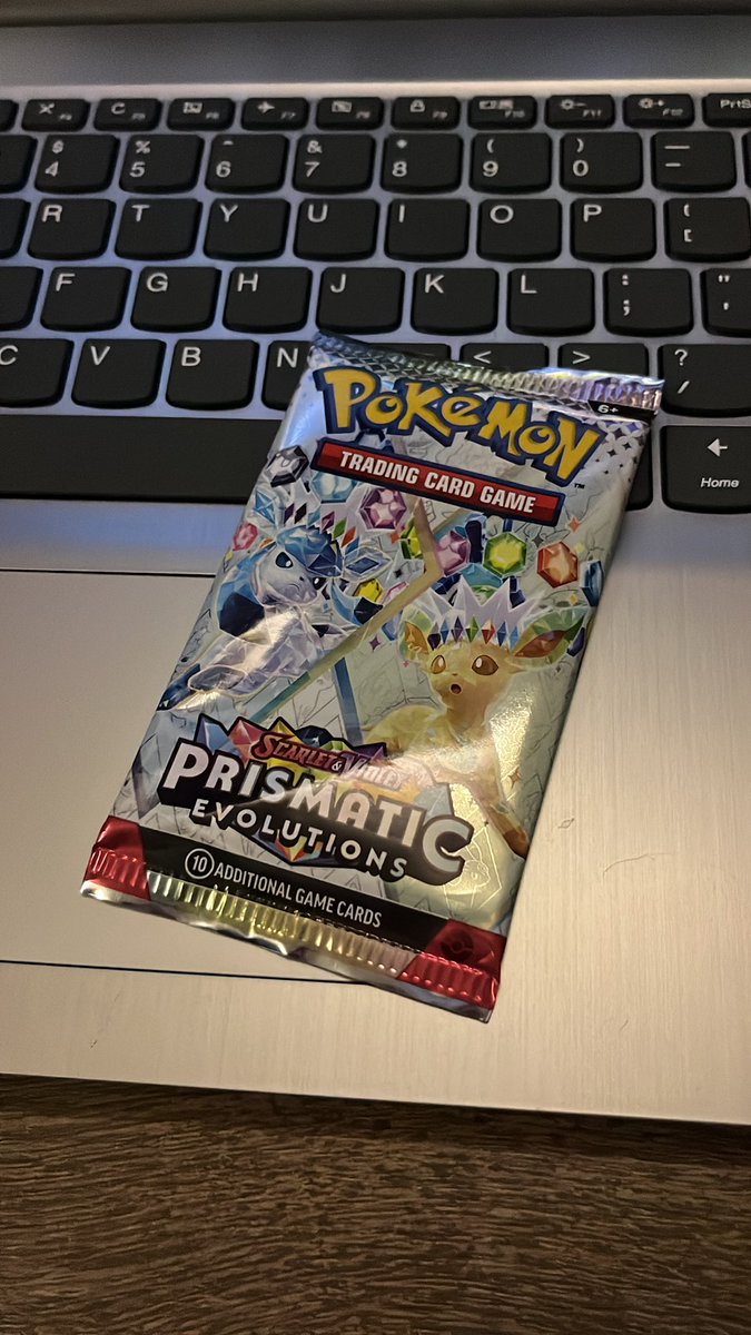 PoDoesPokemon's tweet image. No first pack magic here, still a fun day! #PrismaticEvolutions pack #1! #CodeCard #Pokemon #PokemonTCG