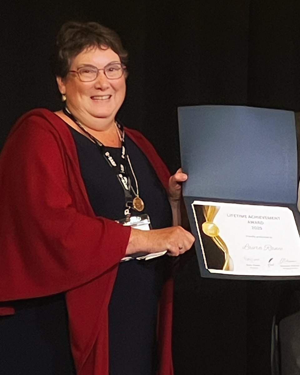 Congratulations to my boss (one of them anyway) <a href="/rance_laura/">Laura Rance</a> on earning <a href="/CdnFarmWriters/">CFWF</a> Lifetime Achievement award on Saturday night. Well deserved! #cfwf2025