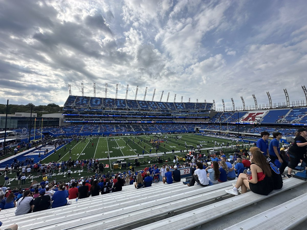 SageBecker26's tweet photo. Checking off another Big 12 stadium! Decided to venture out of Ames for the weekend and ended up in Lawrence! #GoWVU 💙💛 https://t.co/4z8Guxlro0