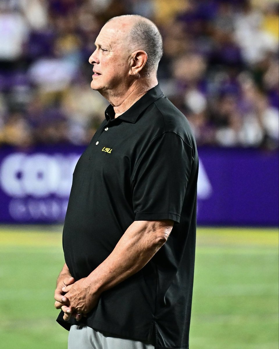 Our Hall of Famers 💛

John Brady and Ronald Dupree were honored at halftime for their induction into the LSU Athletics Hall of Fame!