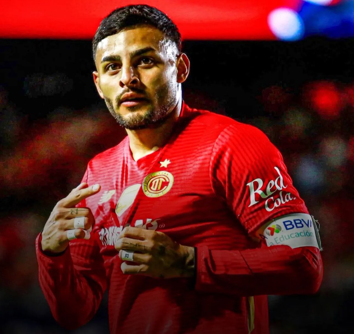 Un gol y dos asistencias de Alexis Vega vs Chivas. Directiva de <a href="/Chivas/">CHIVAS</a> debe ponerlo en el radar para ir por ese jugador y seleccionado nacional…