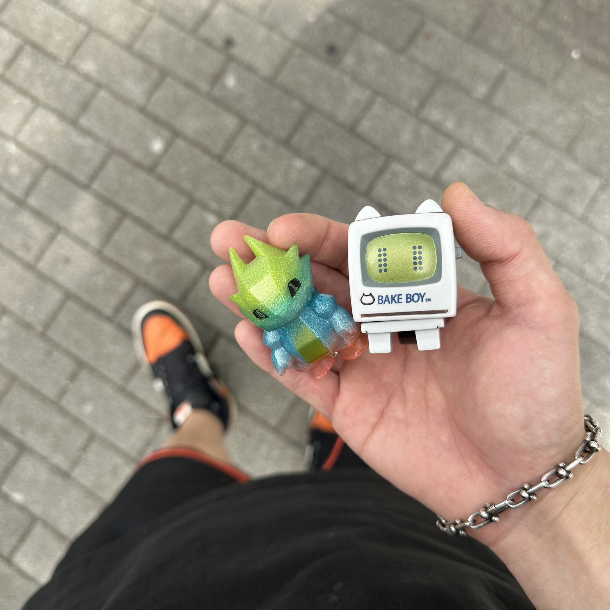 おふ(OFF) (@off_0325) / X