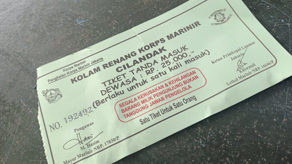 Kolam renang korps Marinir Cilandak #sunday