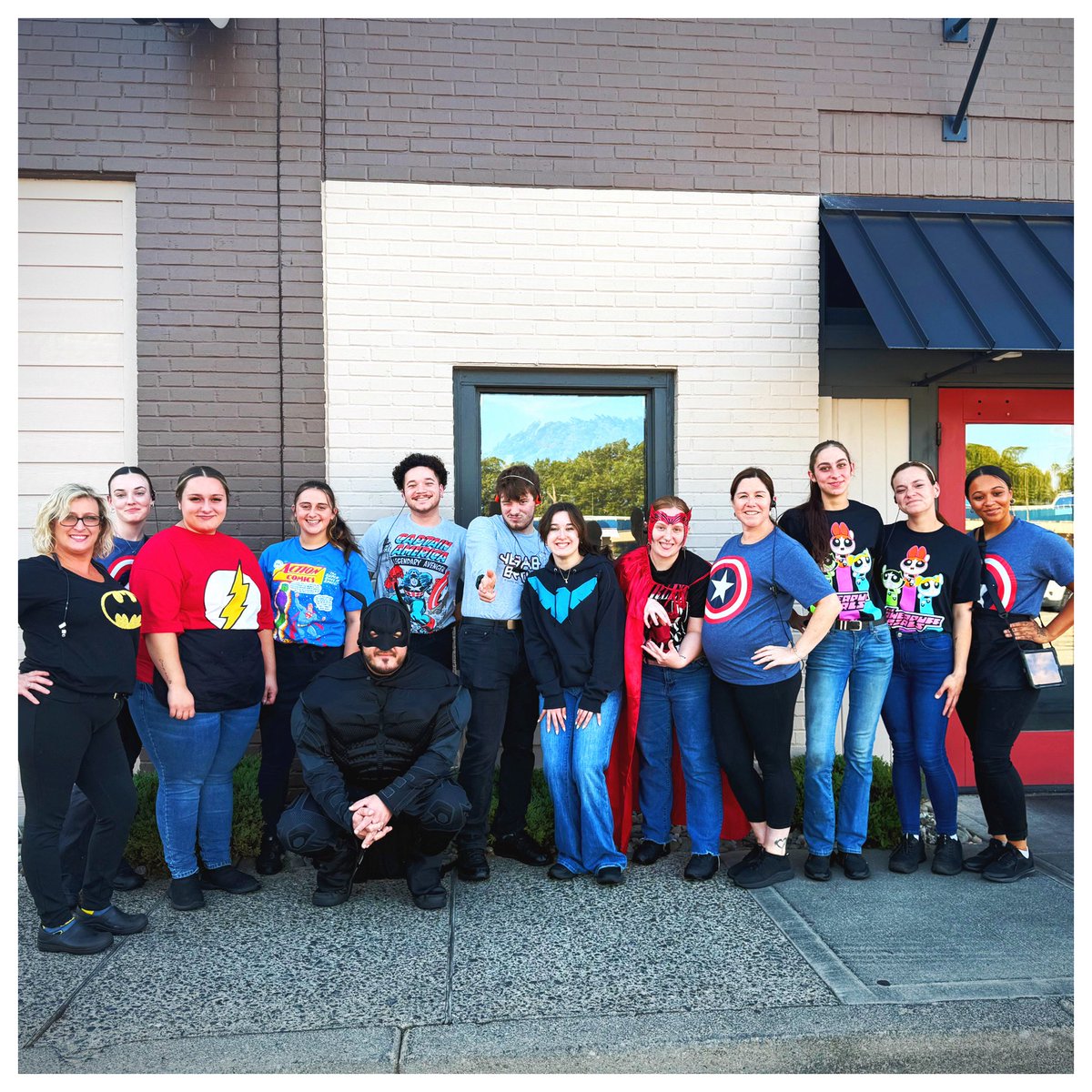 SUPER HERO weekend to support <a href="/StJude/">St. Jude</a> and raise money for the kids!!!!! #ChilisLove