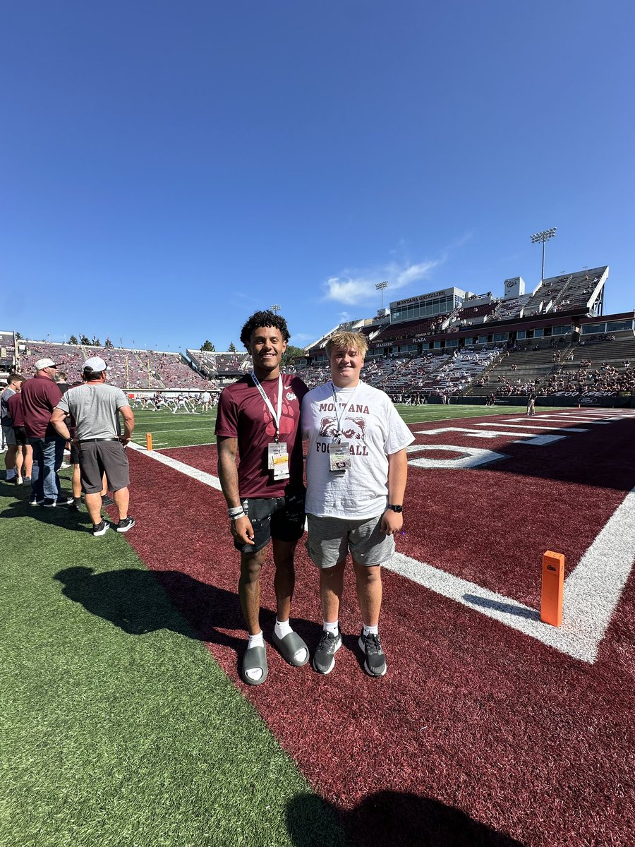 Had a great game day visit watching <a href="/MontanaGrizFB/">Montana Griz Football</a>!! Thank you <a href="/KeatonJ_3/">Keaton Johnson</a> and all the coaches for having me. <a href="/Coach_Hauck/">Coach Bobby Hauck</a> <a href="/CoachMLinehan/">Mike Linehan</a> <a href="/GrizCoachGreen/">Justin Green</a> <a href="/BelgradeFB/">𝙱𝚎𝚕𝚐𝚛𝚊𝚍𝚎 𝙷𝚂 𝙵𝚘𝚘𝚝𝚋𝚊𝚕𝚕</a> <a href="/BIGSHMT/">Jesse Schmidt</a> <a href="/Coach_B_Dooley/">Blake Dooley</a> <a href="/JLusby51/">Josiah Lusby</a>