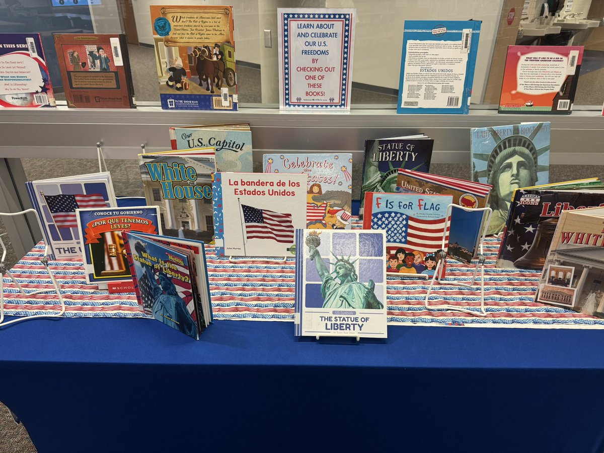 cpes_library's tweet image. Busy week of learning in our @TISDCPES library and campus! Book clubs, Celebrate Freedom Week, and more. @TISD_Libraries