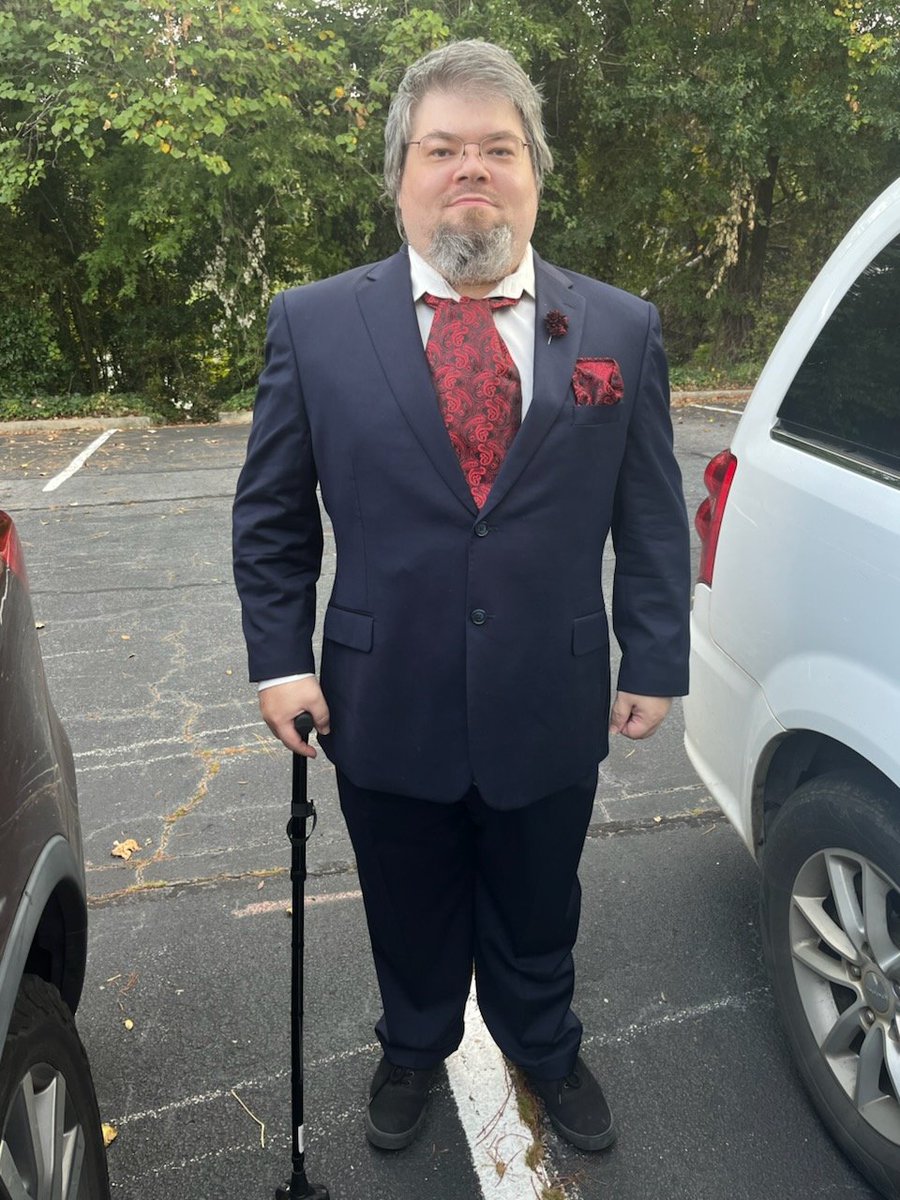 I went to a formal event tonight. A tailored suit makes a huge difference.