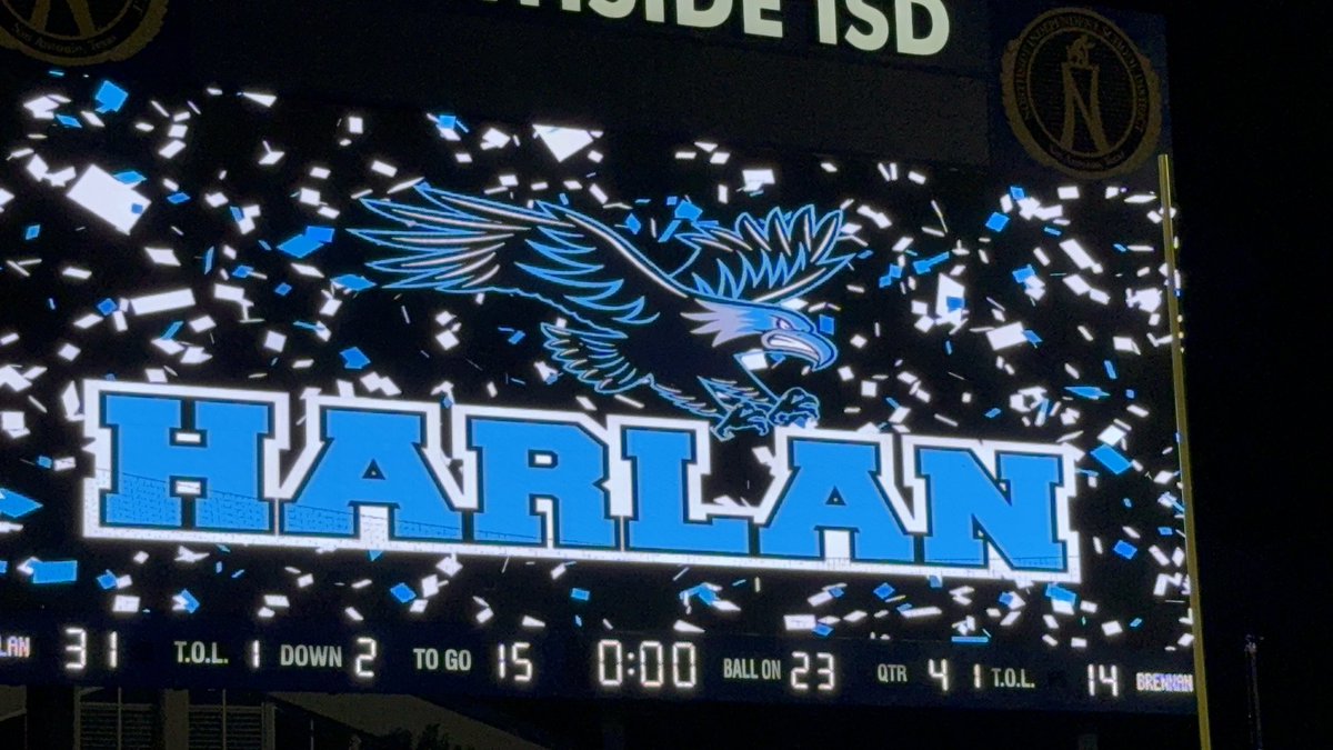 Hawk Yeah!!! 

Hawks are bringing the win back to The Nest!!! 

What a way to start district!!!!