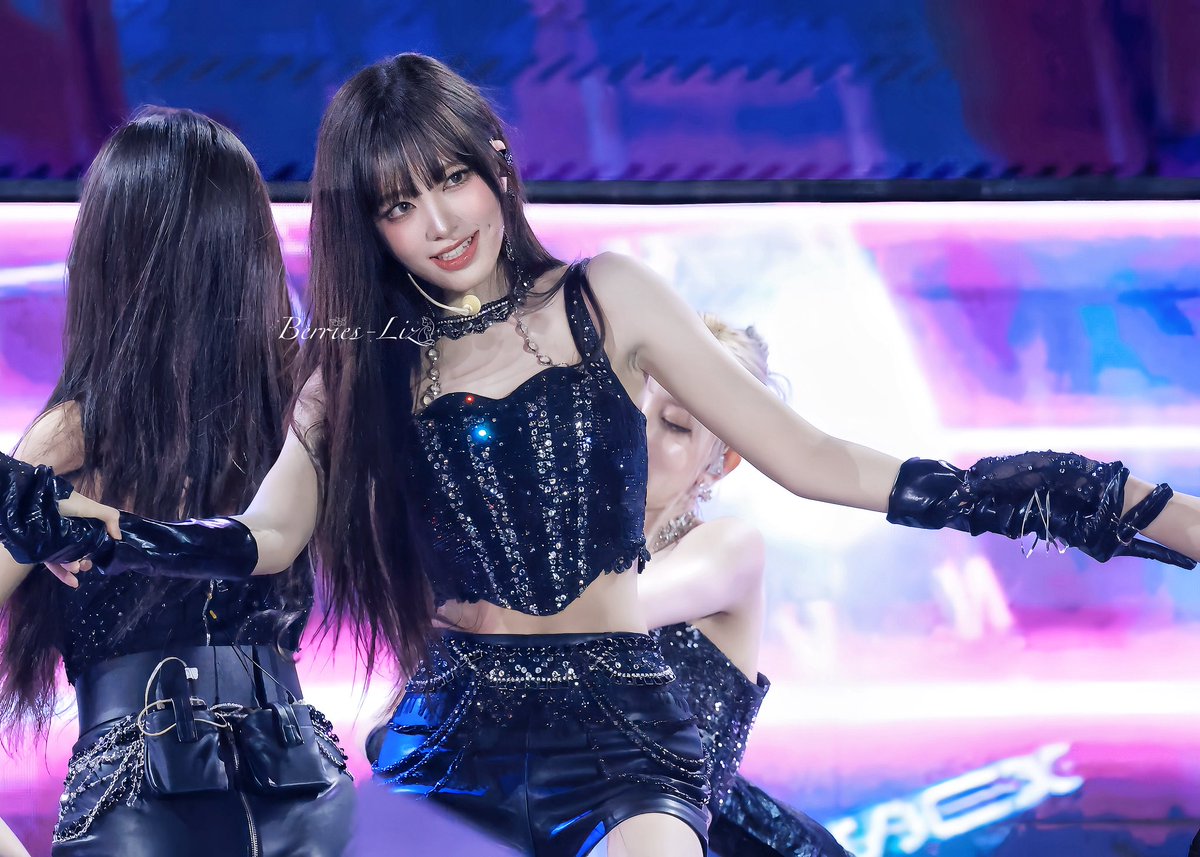 🫐250920 💃TMA 2025 #리즈 #아이브 #LIZ #IVE #アイヴ #リズ