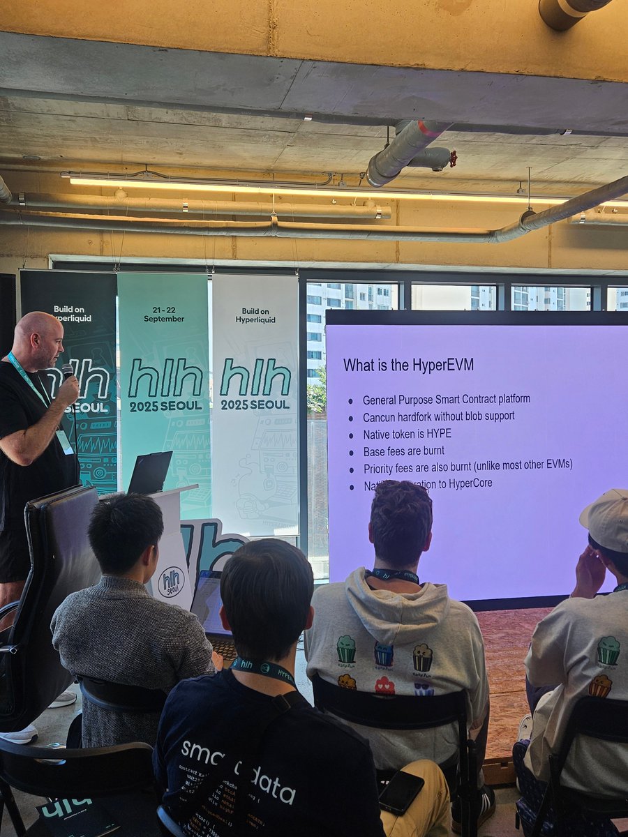 hlh_build's tweet image. Talks are in progress at HLH! Thank you to @cainosullivan from @hyperdrivedefi for his talk on HyperEVM and what it brings to the future of building. ⚡️