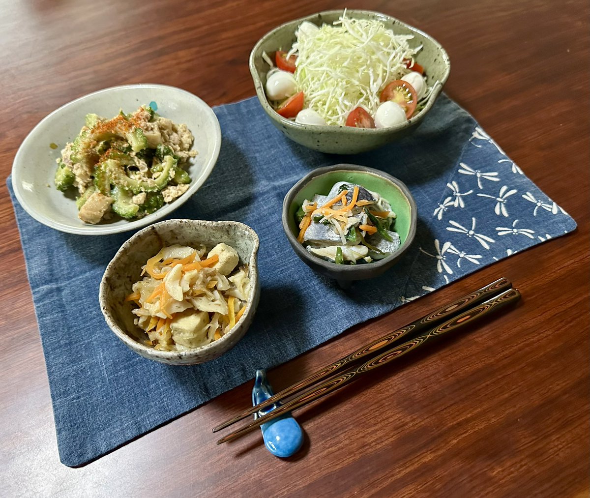 本日は休業日からのミャンマー技能実習生さんの「下手の横好き“拳さん”ギタースクール」2回目っ抱腹絶倒(爆笑)！！
　努力家で本気で負けそう。
　既にバレーコードも押さえられる勢いっ！！

　己も頑張ろうっ(爆笑)！！

　からの知らない内にお月見モードからのルービーミーノー開始っ(爆笑)！！