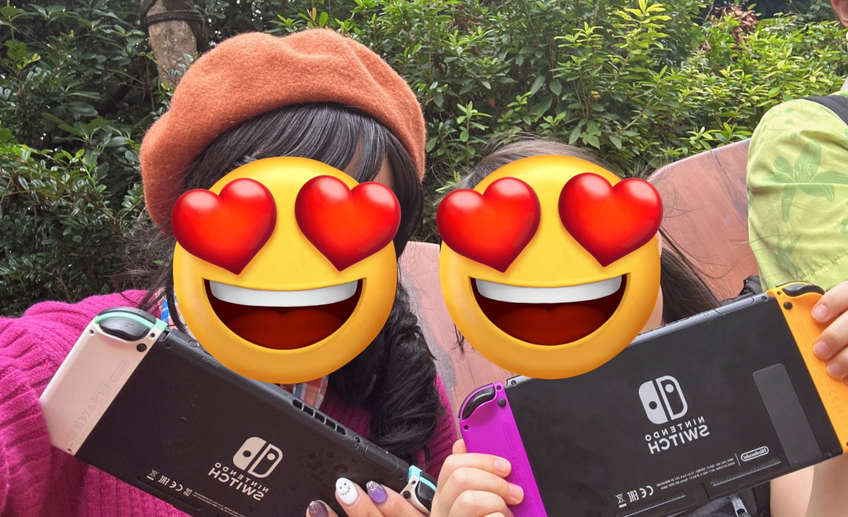 mii__kt's tweet image. 舞浜で約束通りあつ森してるよ〜🌳