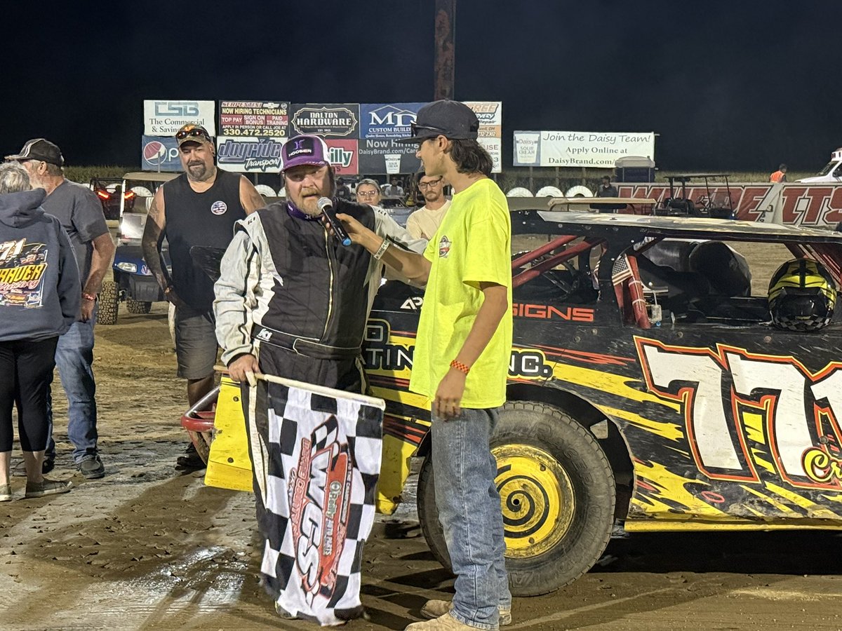 Brandon Craver picks up the win in the Canton Glass House Super Stocks.