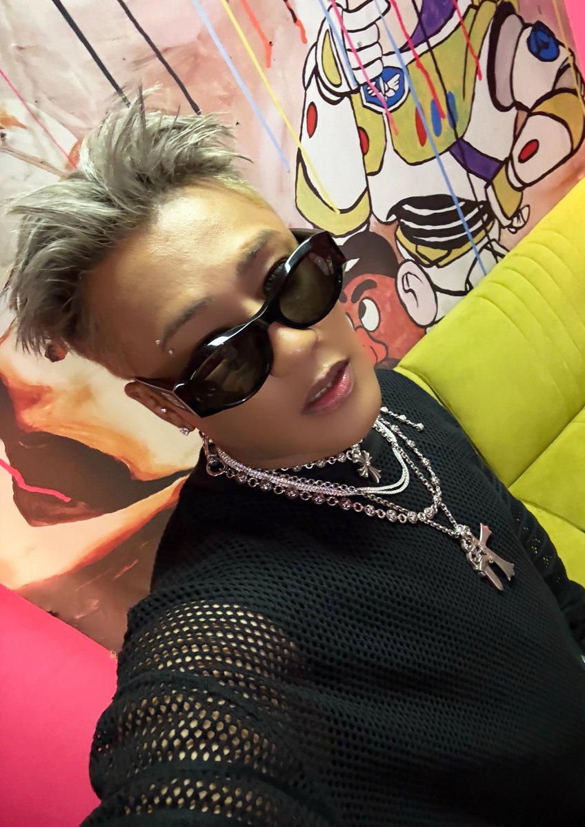 jsb3_official's tweet photo. ✨𝐇𝐀𝐏𝐏𝐘 𝐁𝐈𝐑𝐓𝐇𝐃𝐀𝐘✨
𝐓𝐎  𝐄𝐋𝐋𝐘🎂

🌹𝟚𝟘𝟚𝟝𝟘𝟡𝟚𝟙🌹
💛😎🍦🔥

#HappyBirthdayELLY
#三代目JSOULBROTHERS
#ELLY https://t.co/Ux6PRiP8uD