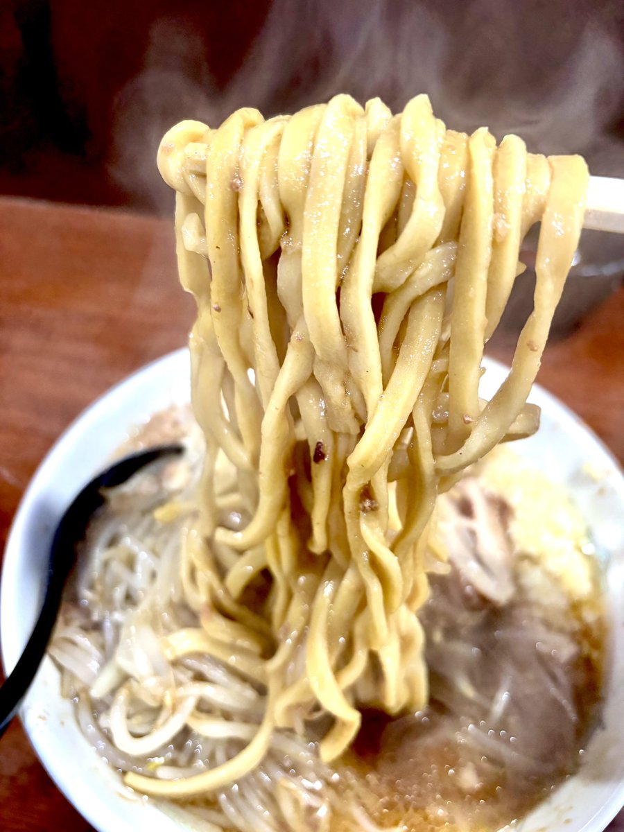 D麺

▪️ラーメン半NA・生卵

これが、究極の一杯なのだ…😆👍
今日は徳盛さん♪仕様の麺かな⁈🙃
ぷりっぷり、いいじゃないか😇

#D麺 #二郎系