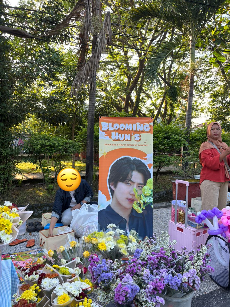 OSHAuthority's tweet photo. Blooming Hun's today at CFD Udayana😍 https://t.co/s4gpC74doV