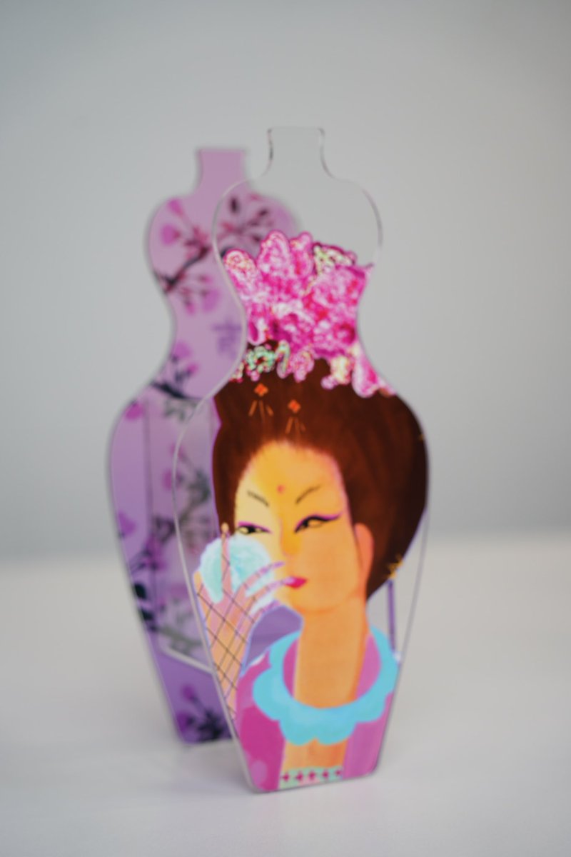 yongzhang0104's tweet image. Flower maid art vase (design by me  📷 by pipi)