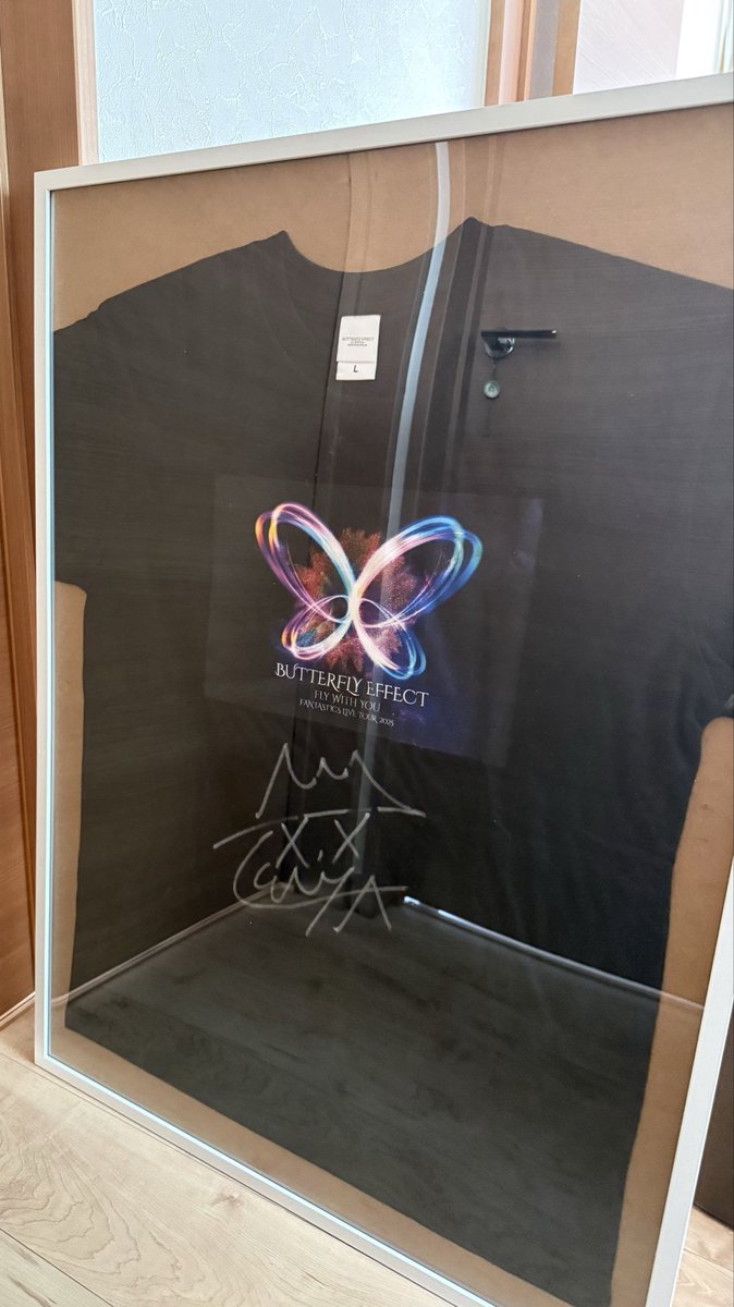 黎弥のサインの横に飾る🎀🎵