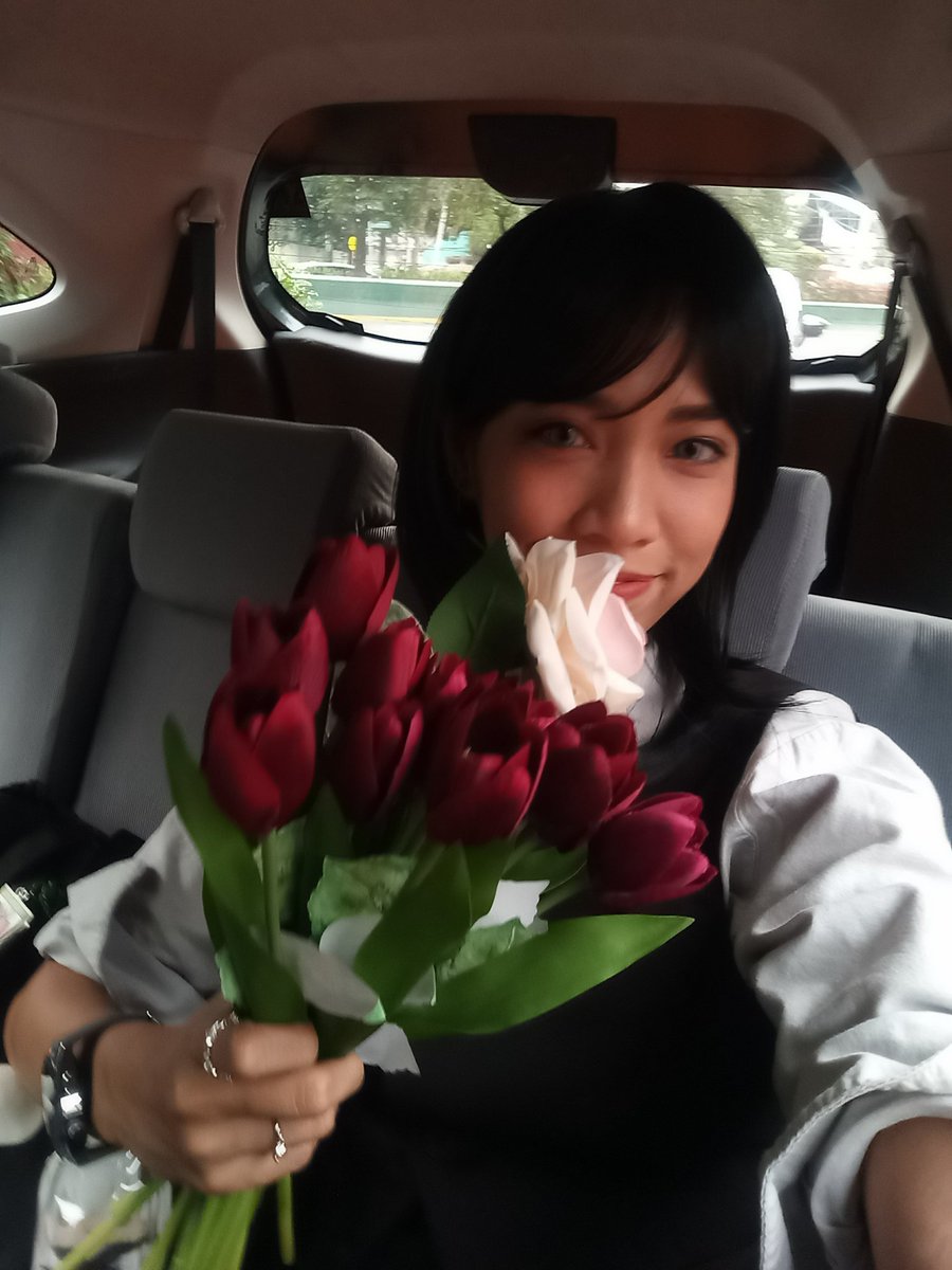 _bbhmydiamonds's tweet photo. @greenyuricse #PromMeToHer
moments π https://t.co/CVzRf5jlbC