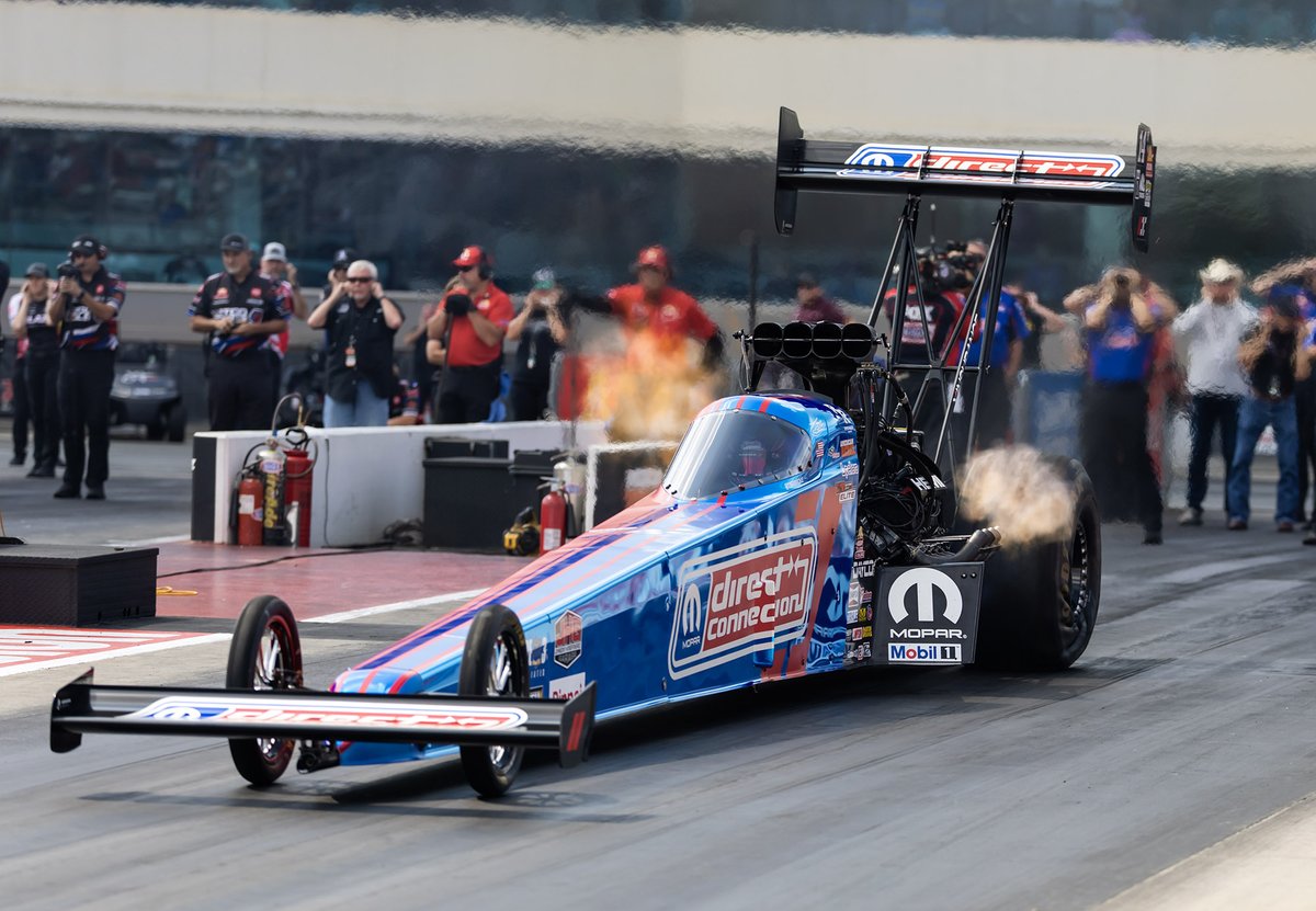 TonyStewart's tweet photo. Qualifying: ✔️
Next Stop: Race Day
🔥Nitro fires up to go #4Wide
at 11:30am!🔥
@nhra | @zmaxdragway
@tsrnitro | @Dodge | @OfficialMOPAR
#TSR #TonyStewartRacing #NHRA #TopFuel #4WideNationals #zMAXDragway #Dodge #DirectConnection https://t.co/9JLD2UOjw6