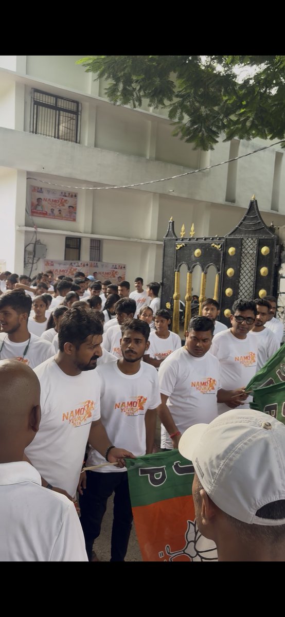 barunrajsingh's tweet image. This run is a call to action for every young Indian to join the fight against addiction. #NaMoYuvaRun75 #NashaMuktBharat
#RunWithChapra