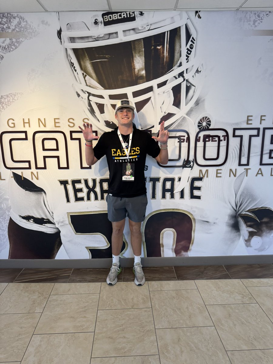 HayWall2027's tweet image. Thank you to @TXSTATEFOOTBALL @TrustMyEyesO @BWells409 and @CoachPeveto for believing in me enough to give me my first FBS offer. 
#TakeBackTexas #EatEmUpCats 

@CoachN_4Christ @coach_mullinnix 
@Recruit_DFW @BDPRecruiting @TFloss32 
@GPowersScout @JClarkHFB247 @TXRecruits