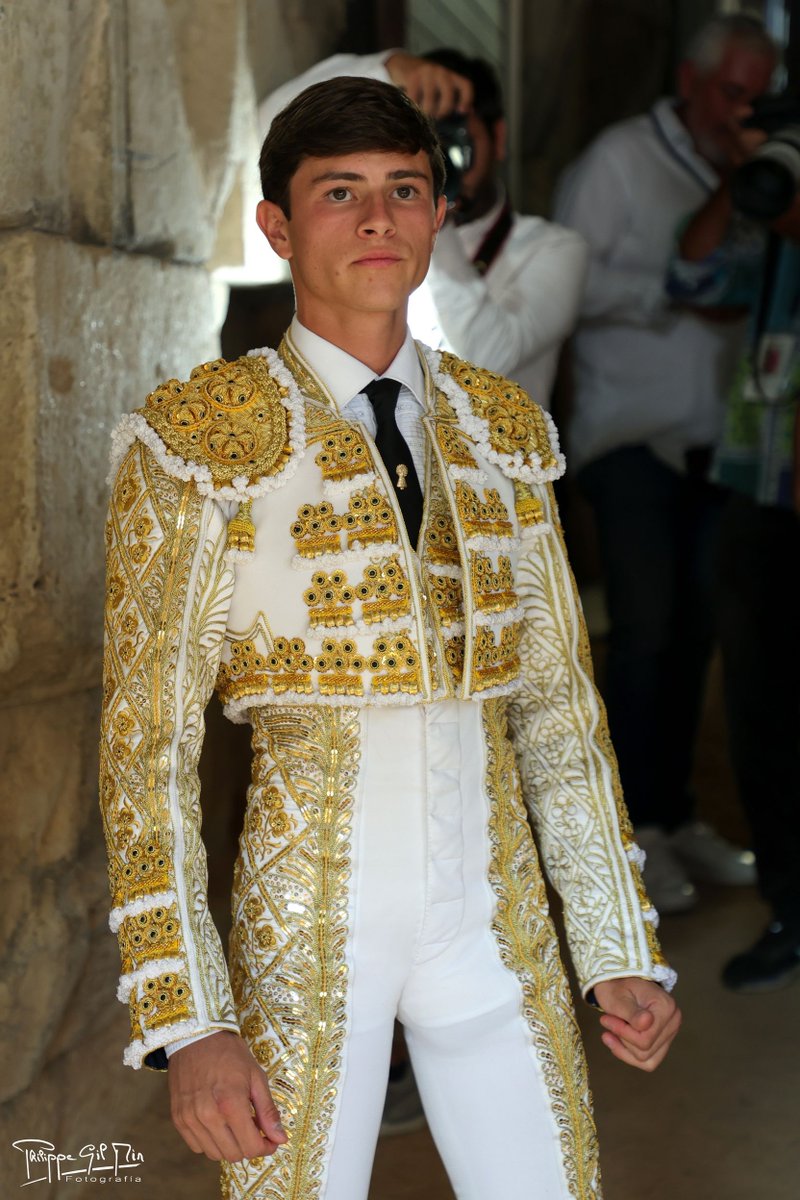 𝗣𝗢𝗥 𝗠𝗢𝗡𝗧𝗘𝗥𝗔 || 𝗢𝗣𝗜𝗡𝗜𝗢𝗡. -  Aarón Palacio: una alternativa con verdad

✍️🏻 Por: Sergio Hueso 

👉🏻 burladero.tv/opinion/por-mo…