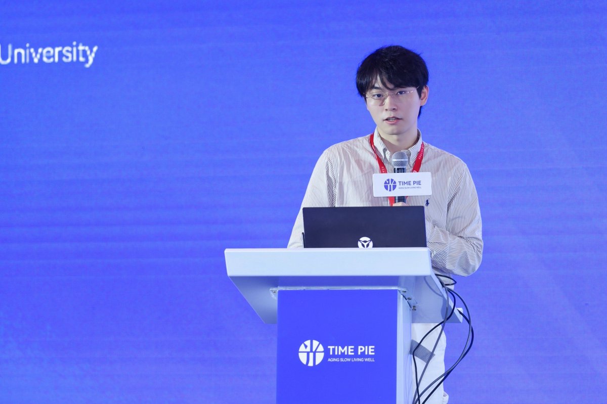 TimePieChina's tweet image. We are honored to have Ying Kejun at The 6th #TimepieLongevityForum, presenting &quot;AI for Aging at Scale: From Foundation Model to Agentic Discovery&quot;: &quot;moving from foundational models to intelligent agents that actively discover anti-aging solutions.&quot;#AI