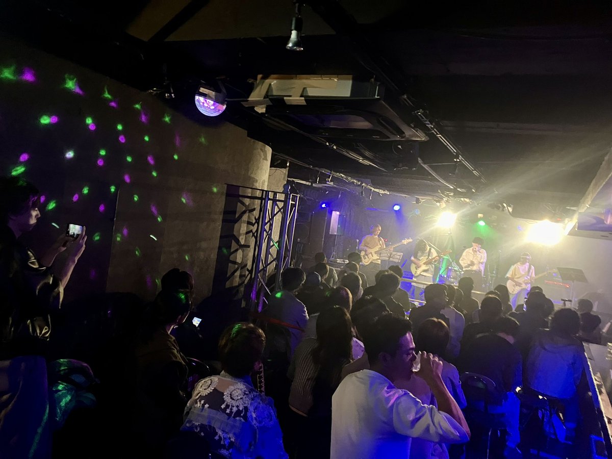 本日XENONは音楽スクールの発表会になります。