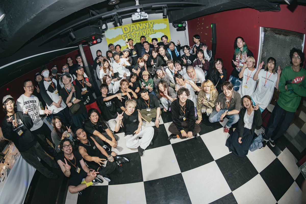 【THANKYOU】

DANNY FESTIVAL 2025
@ Surround Bridge

来年こそ屋外で盛大に開催できますように！

📸 <a href="/bunta89/">endorfishぶん太</a>