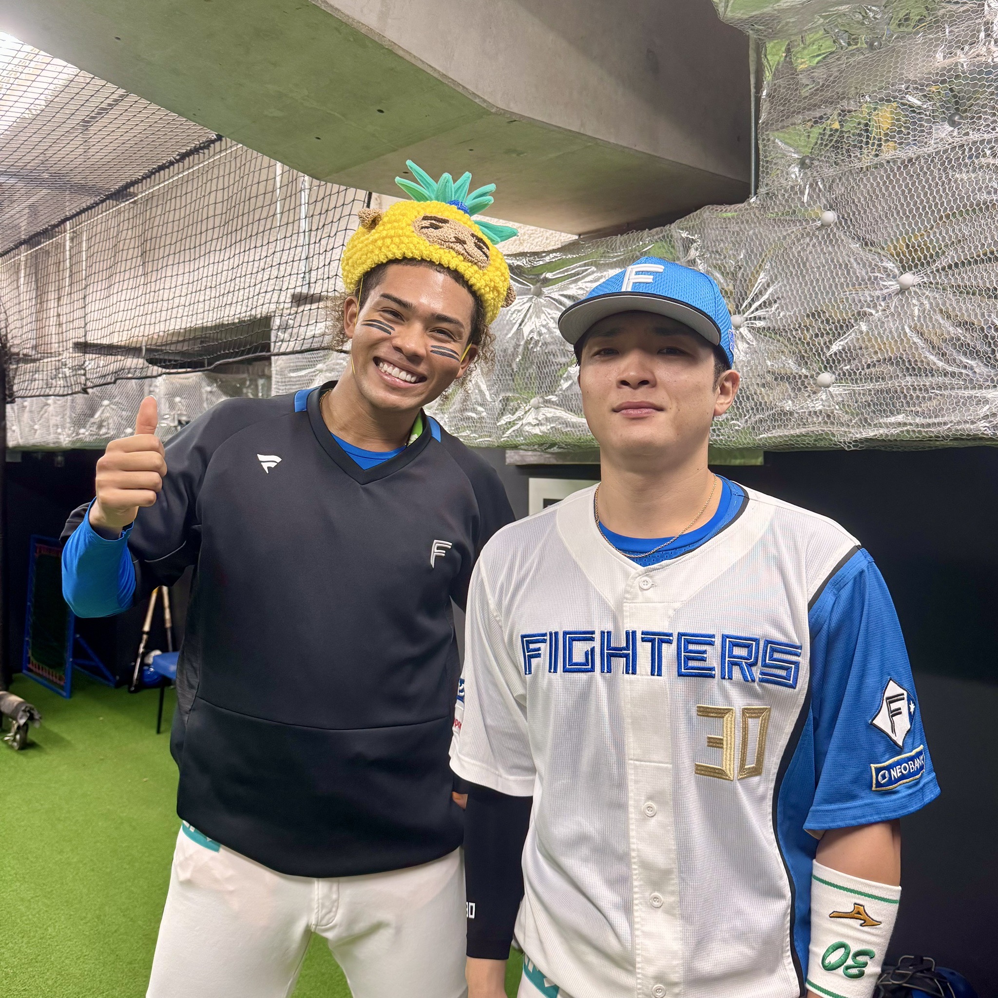 FIGHTERS 郡司裕也　等身大　両面タペストリー FIGHTERS 郡司裕也 等身大 両面タペストリー FIGHTERS 郡司裕也