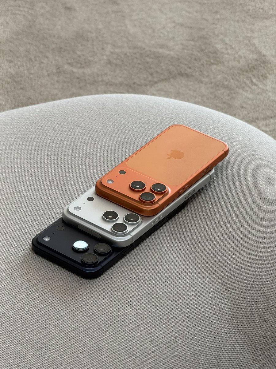 Whats your favourite iPhone 17 pro color?