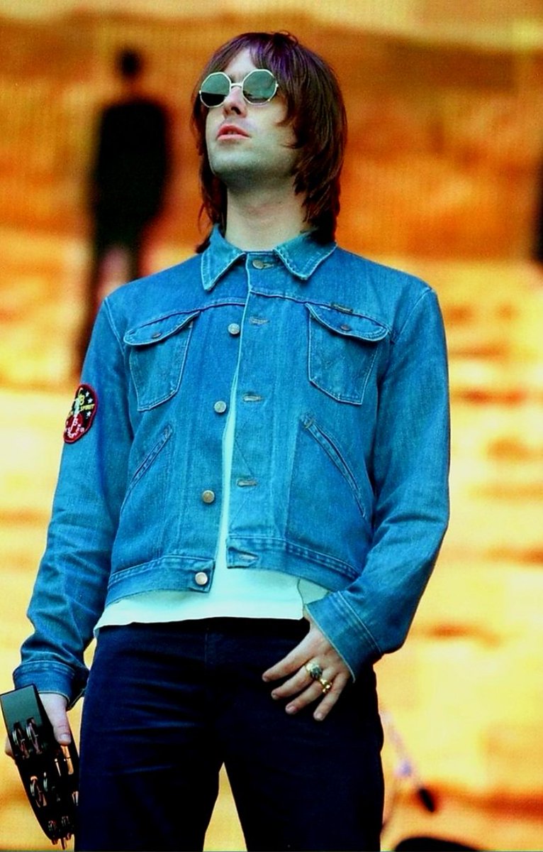 Happy birthday to the only living Rock n Roll Legend Liam Gallagher !! 😎🍻✌️