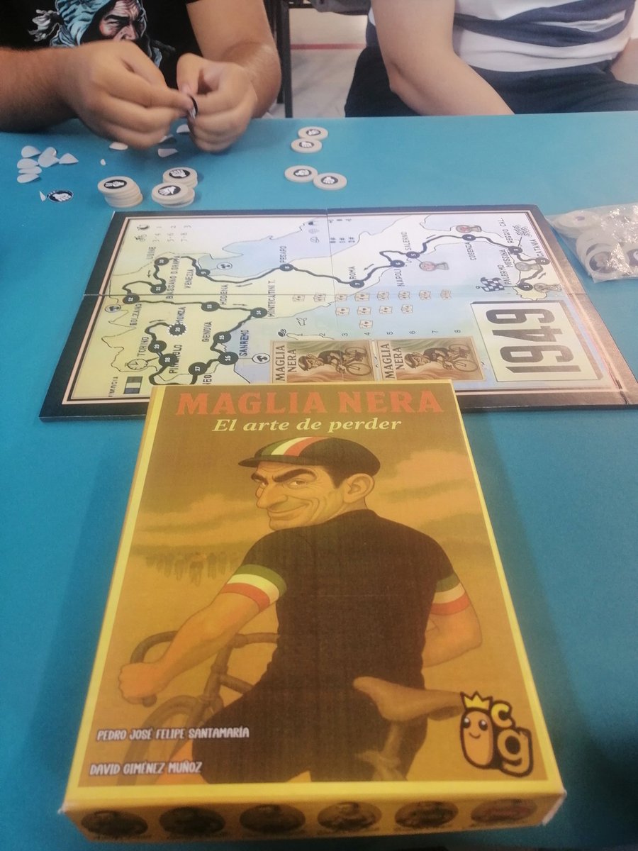 Zapoleon3's tweet image. Empezamos las #JornadasTirwal probando un giro "especial" 😅👌🏻