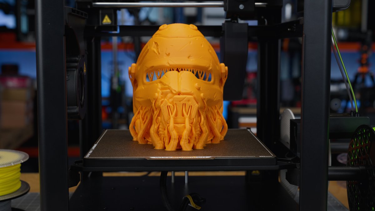 Ist der neue 3D Drucker Hersteller WonderMaker bereit für den ZR Ultra mit Toolchanger? Ich schaue mir heute den "normalen" ZR mit Multimaterialsystem an und gebe einen Ausblick, was uns mit WonderMaker in Zukunft erwartet. Viel Spaß! youtu.be/CzqRuHWS3RI