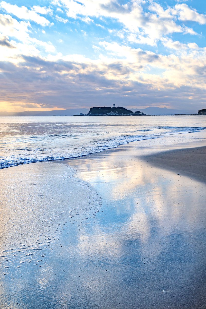 江ノ島と夕焼けと。