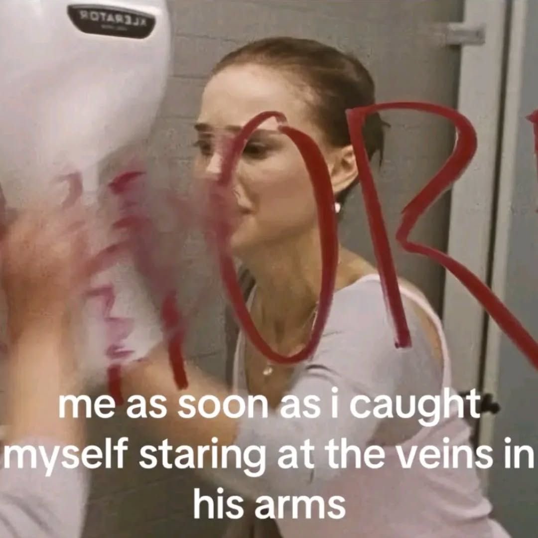 Out Of Context Animals (@animalscontexts) on Twitter photo 