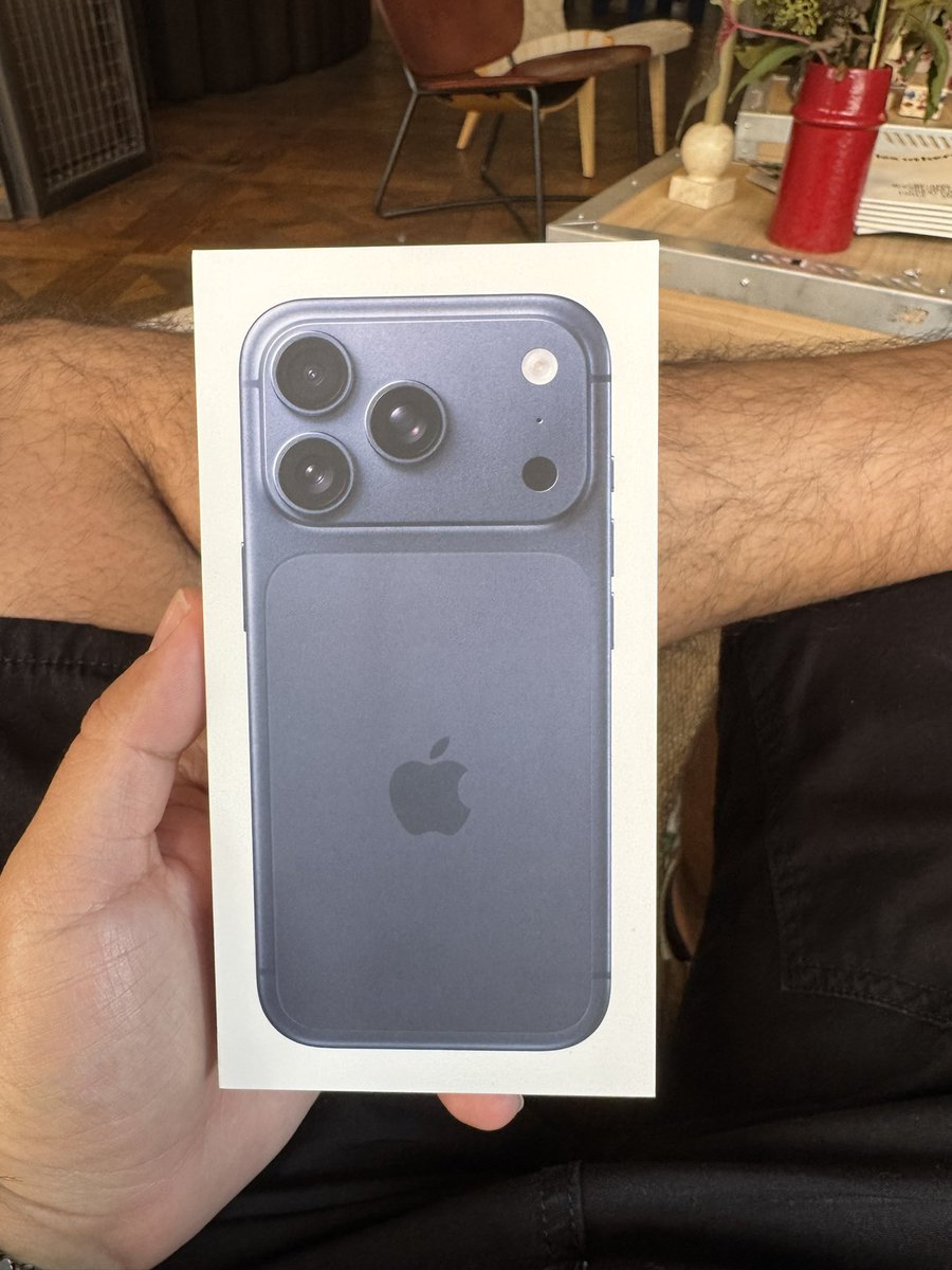 Already dropped it on first day 🫠, at least it doesn’t break instantly like the 15